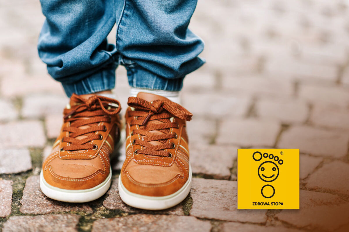 Obuwie dziecięce i znak Zdrowa Stopa